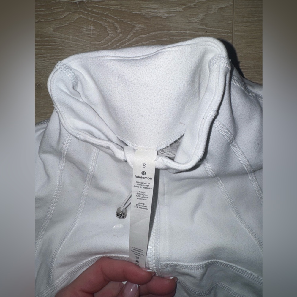 Lululemon Define Jacket - Picture 4 of 4